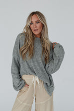 Load image into Gallery viewer, Brayden Oversized Pullover *