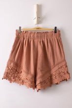 Load image into Gallery viewer, Lace Woven Shorts
