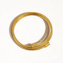 Load image into Gallery viewer, Arnell Round Snake Gold Chain Bracelet
