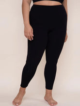 Load image into Gallery viewer, Janice Curvy Leggings