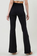 Load image into Gallery viewer, HIGH RISE TENCEL FLARE JEAN 5 ROSE GOLD BUTTON
