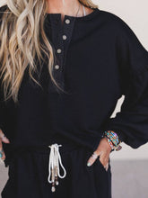 Load image into Gallery viewer, Laid Back Love Top *
