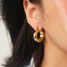 Load image into Gallery viewer, Constance Classic Hoop
