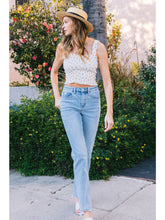 Load image into Gallery viewer, Taylor 90s Vintage Straight Leg Stretch Jeans
