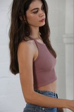 Load image into Gallery viewer, Sleeveless Halter Neck Top
