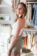 Load image into Gallery viewer, Sleeveless Halter Neck Top

