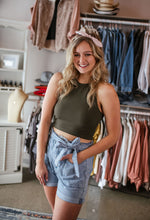 Load image into Gallery viewer, Ribbed Sleeveless Crop Top
